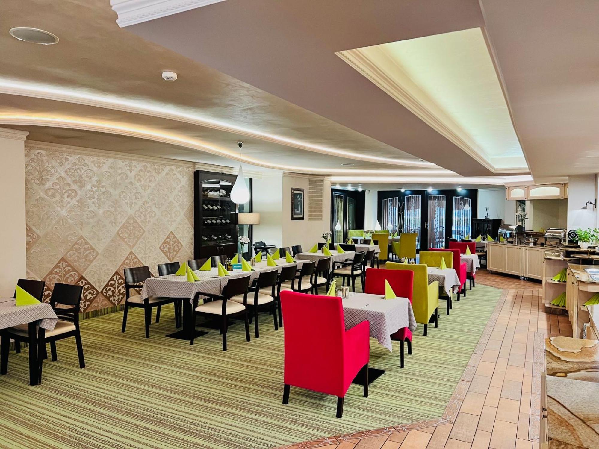 Papuga Park Hotel Wellness Marrakesz & Spa บีเอสโก-เบียวา ภายนอก รูปภาพ