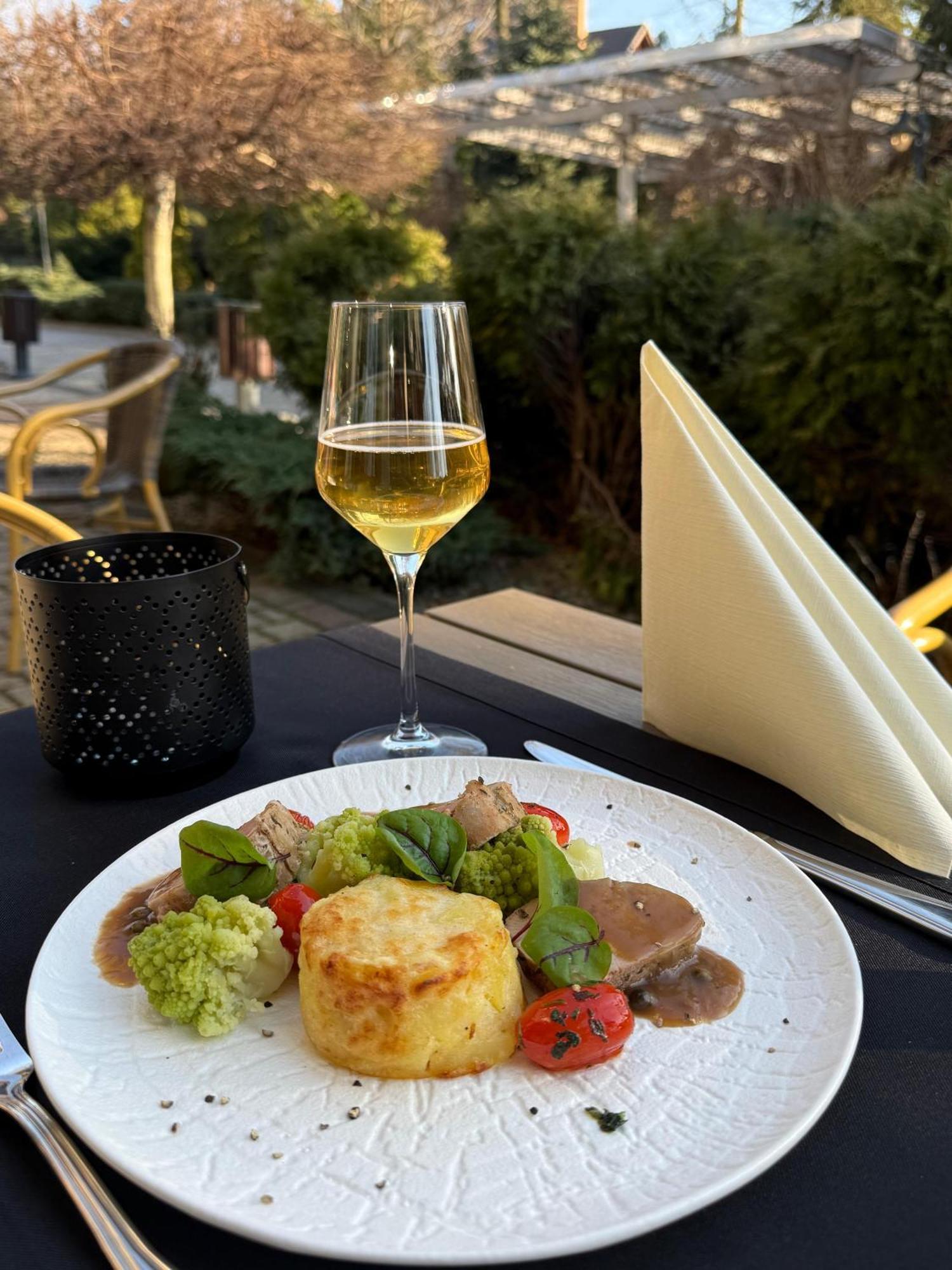 Papuga Park Hotel Wellness Marrakesz & Spa บีเอสโก-เบียวา ภายนอก รูปภาพ