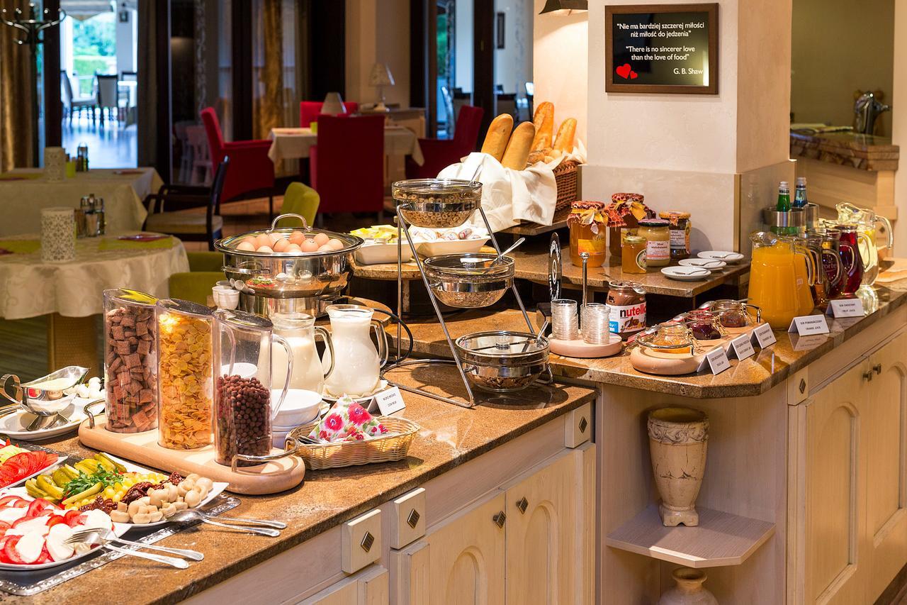 Papuga Park Hotel Wellness Marrakesz & Spa บีเอสโก-เบียวา ภายนอก รูปภาพ